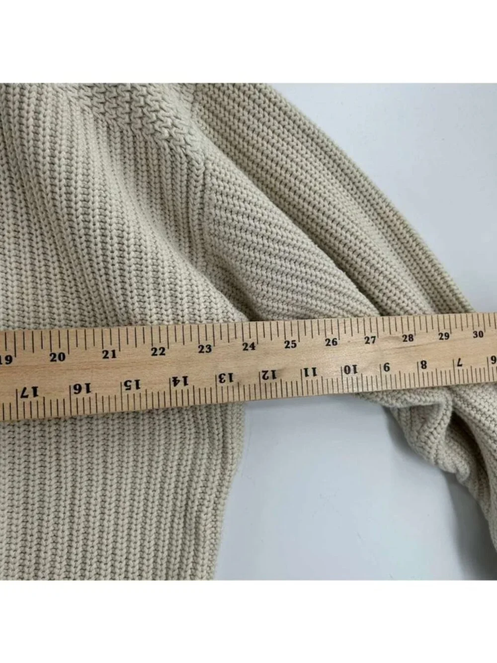 Eddie Bauer Sweater Men's Medium Beige Button Henley Knit Pullover Long Sleeve